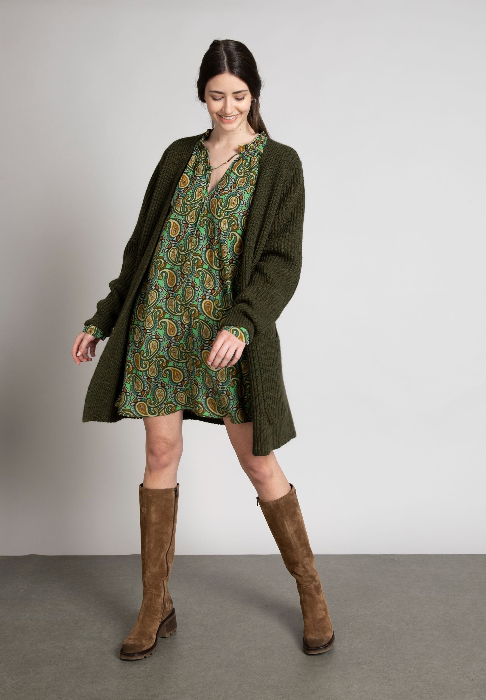 Femme Cardigan Ouvert De Longueur Genou En Vert