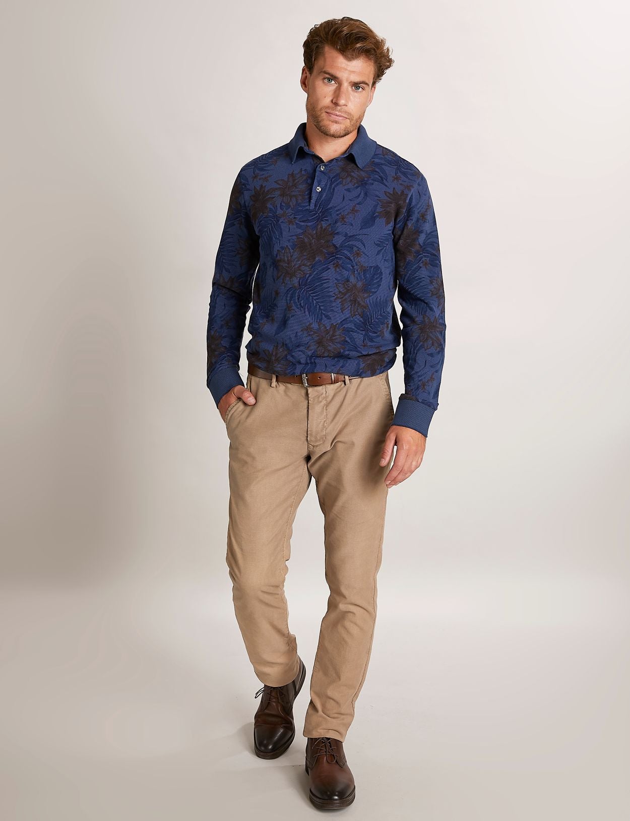 Homme Polo En Coton Sur Mesure De Couleur Bleue